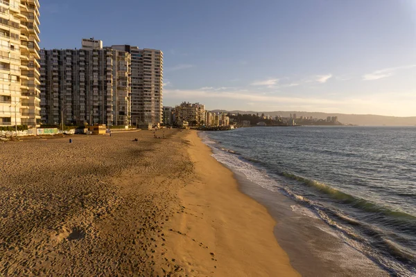 Praia Acapulco Pôr Sol Com Céu Azul Oceano Imagens Royalty-Free