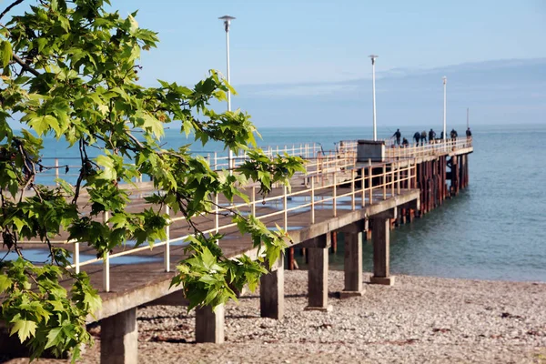 Anlegestelle Meer Strand Und Fischer — Stockfoto