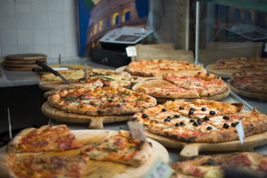 Lezzetli İtalyan Pizzaları, Roma, İtalya