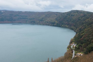 güzel göl albano ayında Castel Gandolfo, Roma banliyösünde, İtalya