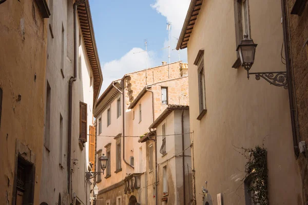 Luz Sol Entre Edifícios Orvieto Subúrbio Roma Italia — Fotos gratuitas