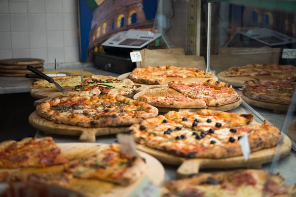 Pizza Italiană Gustoasă Roma Italia — Fotografie de stoc gratuită