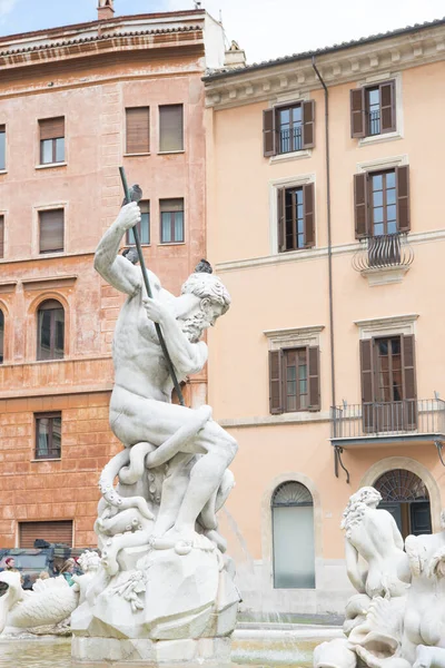 Estatuas Fuente Los Cuatro Ríos Obelisco Roma Italia — Foto de stock gratuita