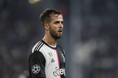 TURIN, İTALYA - 22 EKİM 2019. UEFA CHAMPIONS Lideri, JUVENTUS LOKOMOTIV MOSCOW 2-1: Miralem Pjaniç, Bosna, Juventus.