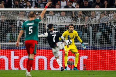 TURIN, İTALYA - 22 EKİM 2019. UEFA CHAMPIONS LEAGUE, JUVENTUS karşı LOKOMOTIV MOSCOW 2-1: Cristiano Ronaldo, Portekiz, Juventus.