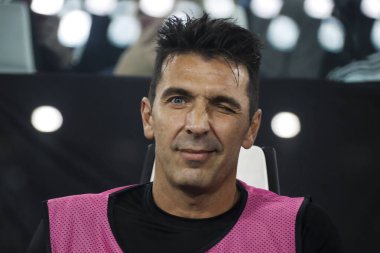 TURIN, İTALYA - 22 EKİM 2019. UEFA CHAMPIONS LEAGUE, JUVENTUS karşı LOKOMOTIV MOSCOW 2-1: Gianluigi Buffon, İtalya, kaleci Juventus.