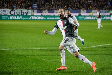 Bergamo, İtalya. 23 / 11 / 2019. Serie A, İtalyan futbol şampiyonası. Atalanta Juventus 'a karşı 1-3, Gonzalo Higuain, Arjantin, Juventus, kutlama golü.