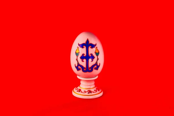 Decorative Easter Egg Red Background — Stock Photo, Image
