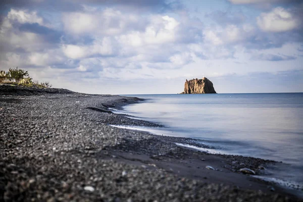 Strombolicchio küçük promontory Telifsiz Stok Fotoğraflar