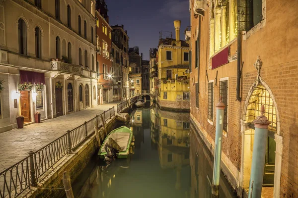 Venise à deux pas — Photo