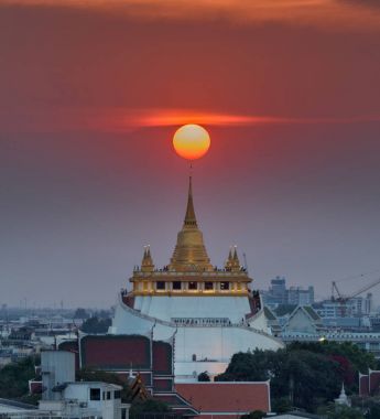 WAT Saket altın Mount veya Phu Khao tanga olarak bilinen,