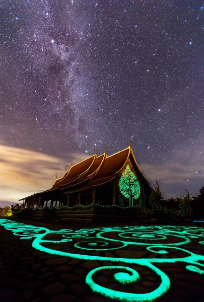 Sirindhorn Wararam Phu Prao Tapınağı (Wat Phu Prao), görünmeyen Te
