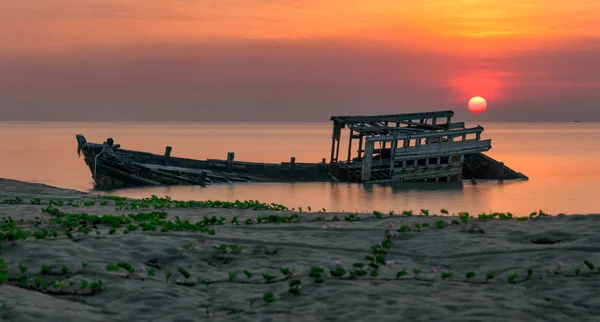 Bir eski batık veya terk edilmiş batık panorama sırasında alınan bir 