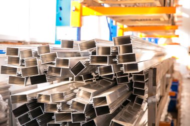 Modern makine mühendisliği fabrikası - ekipman ve makineler