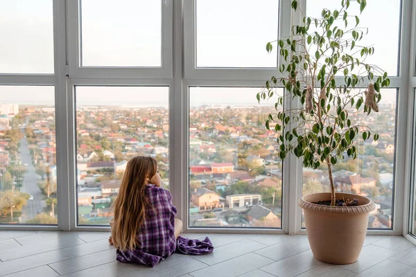 Cat Girl Looking Out Window Child Pet Windows Looks City — Stock Photo, Image