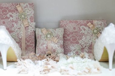 Parlak düğün süslemeleri