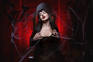 Büyücü kadın-kadın tahta