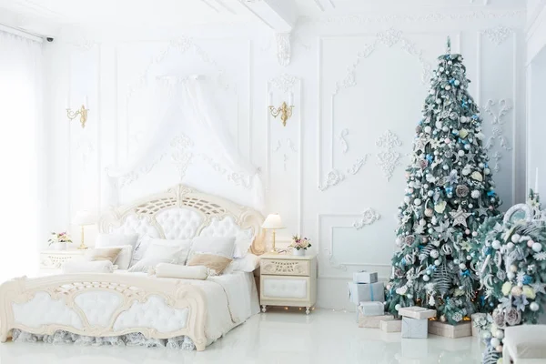 Odadaki Noel ağacı — Stok fotoğraf