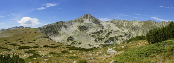 Paisagem - Panorama incrível, bela montanha — Fotografia de Stock