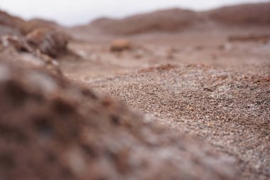 Rocas y nublado 'yu istiyorum.