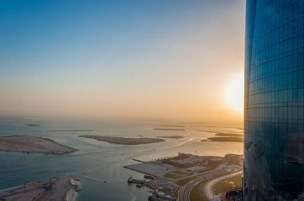 Abu Dhabi United Arab Emirates October 2017 Glass Skyscrapers City —  Fotos de Stock