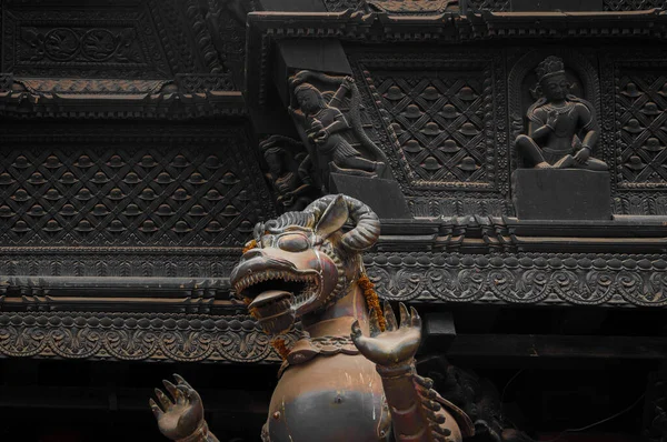 Amazing Example Woodworking Craft Kathmandu Temple — 图库照片