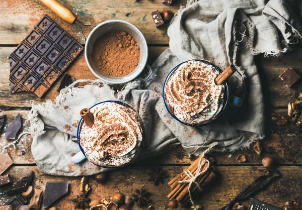 Hot chocolate with whipped cream — Stock Photo, Image