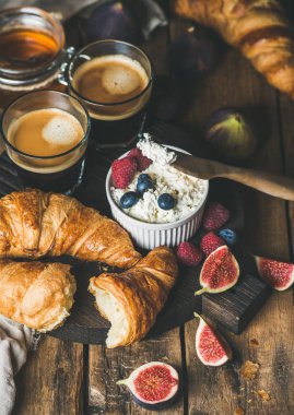 ev yapımı ricotta Kahvaltı 