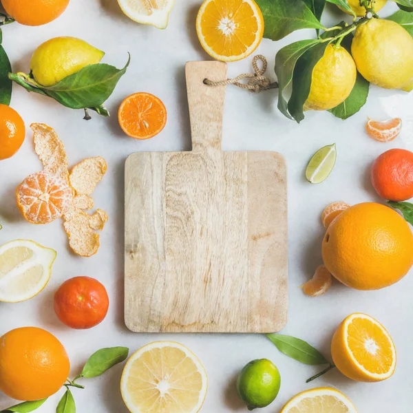 Fresh citrus fruits — Stock Photo, Image