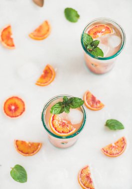 Kan turuncu yaz limonata 