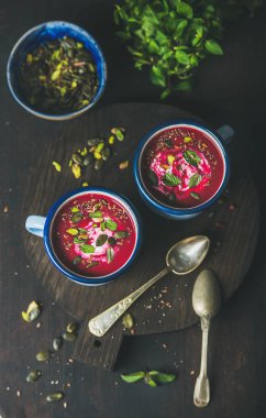 Detoks pancar çorbası 