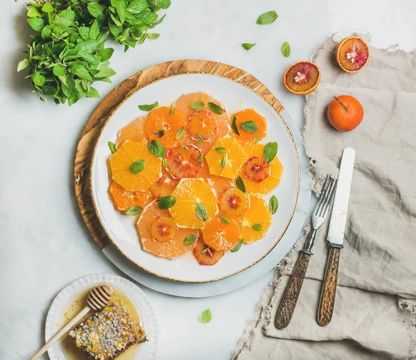 Frische gemischte Zitrusfrüchte Salat — Stockfoto