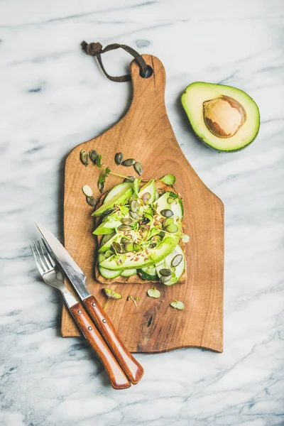 Frisk grønn vegetarfrokost – stockfoto