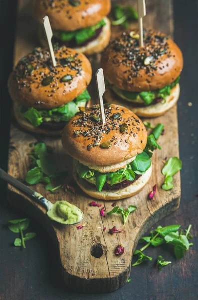 Healthy vegan burgers — Stock Photo, Image