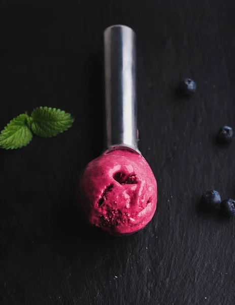 Blueberry lodów — Zdjęcie stockowe