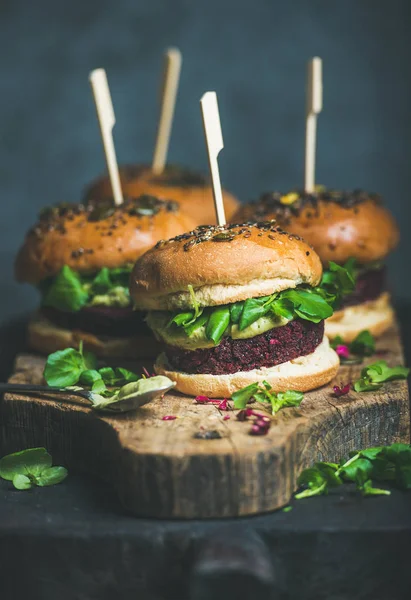 Hälsosam hemlagad veganska hamburgare — Stockfoto