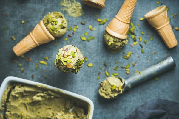 Zelfgemaakte pistache-ijs — Stockfoto