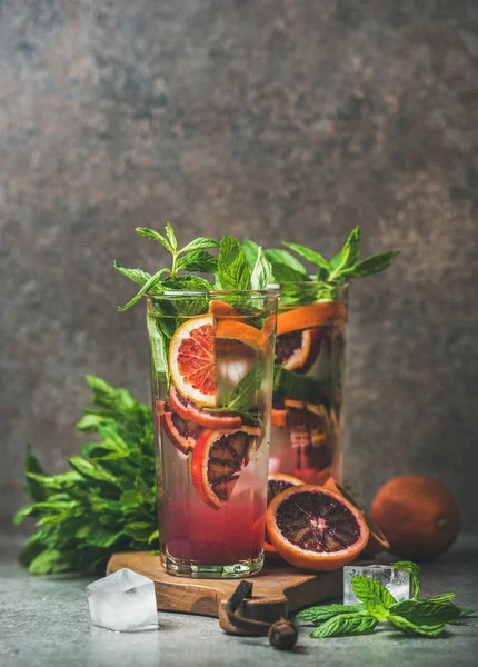 Blood orange lemonade — Stock Photo, Image