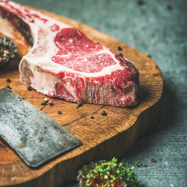 Nyers marha rib eye steak — Stock Fotó