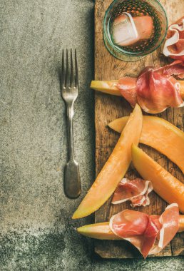 Yaz şarap parti seti 