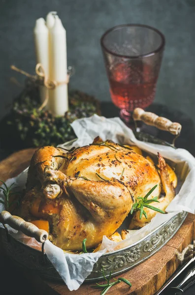 Kızarmış bütün tavuk