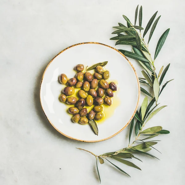 Pickled green Mediterranean olives — Stock Photo, Image