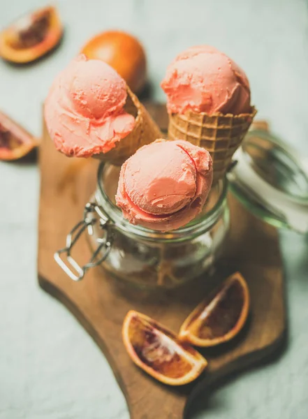 Helado de naranja sangre — Foto de Stock