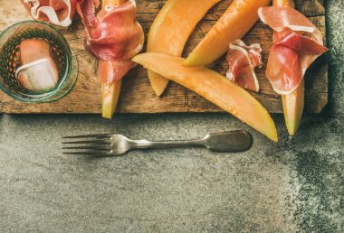 Yaz şarap parti seti 