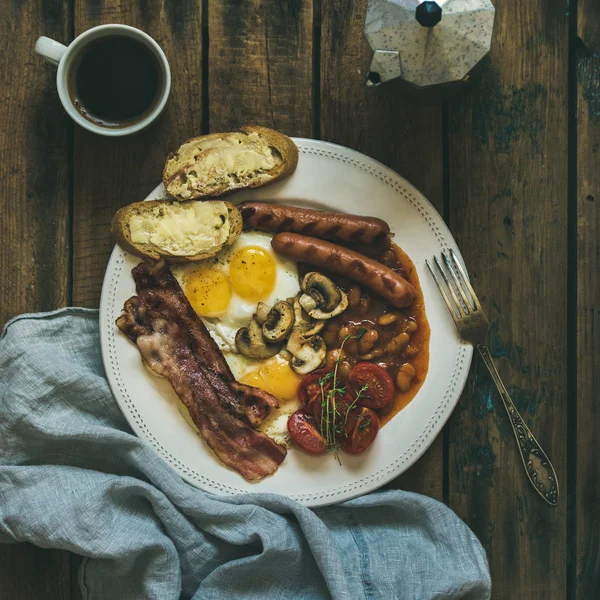 Pequeno-almoço tradicional inglês — Fotografia de Stock