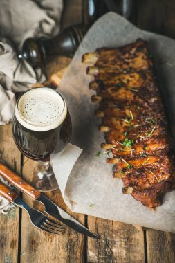 kavrulmuş Domuz kaburga