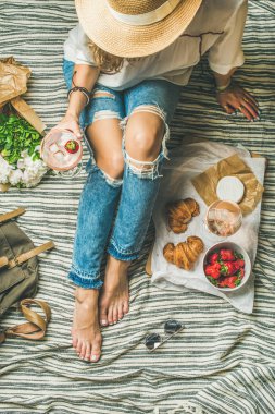 Fransız tarzı piknik ayarı