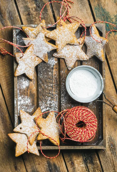 Galletas en forma de estrella de Navidad — Foto de Stock