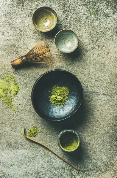 Strumenti per la preparazione di tè verde matcha — Foto Stock