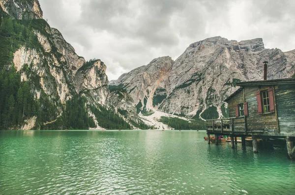 Lago di Braies, Italy — Stok fotoğraf
